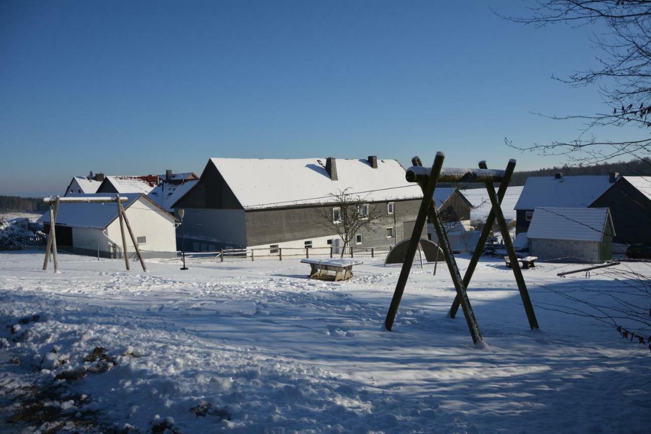 Ferienhaus Winterberg Bromskirchen エクステリア 写真